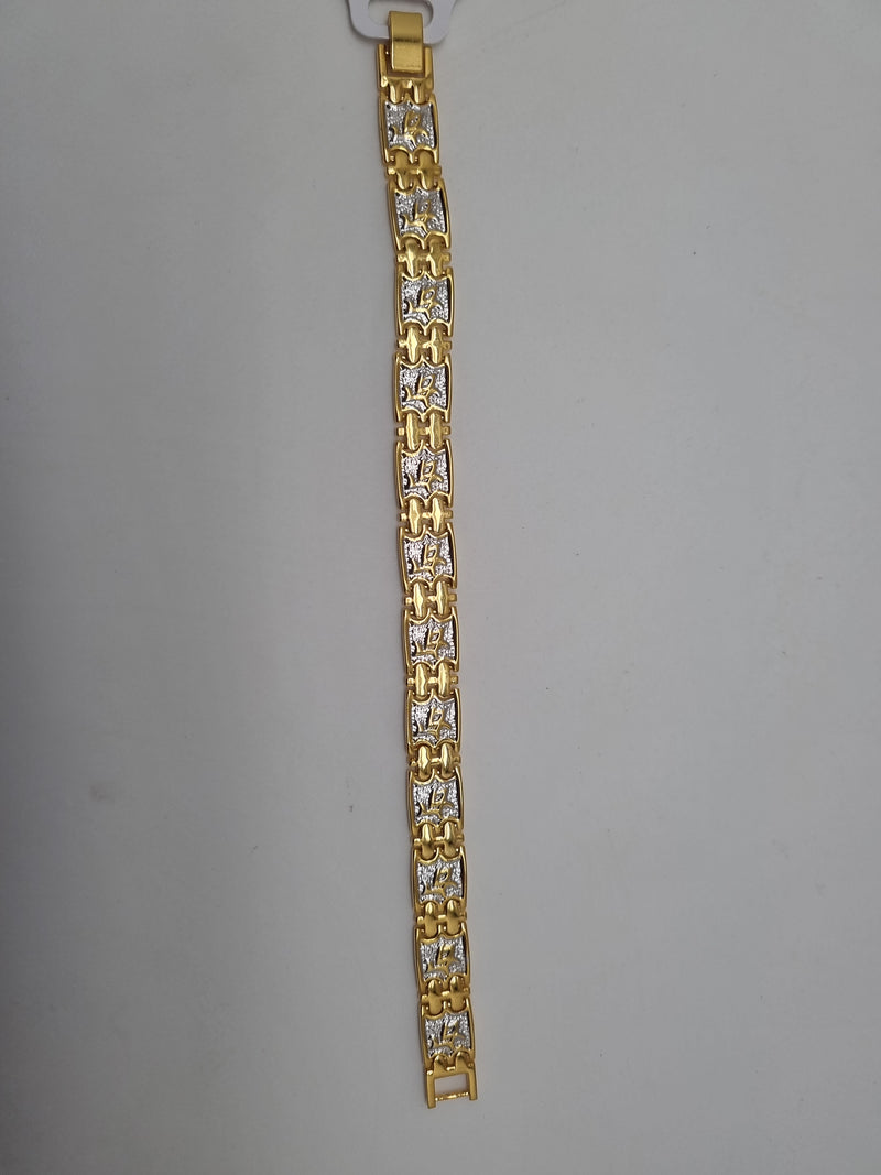 Two-tone patterned bracelet