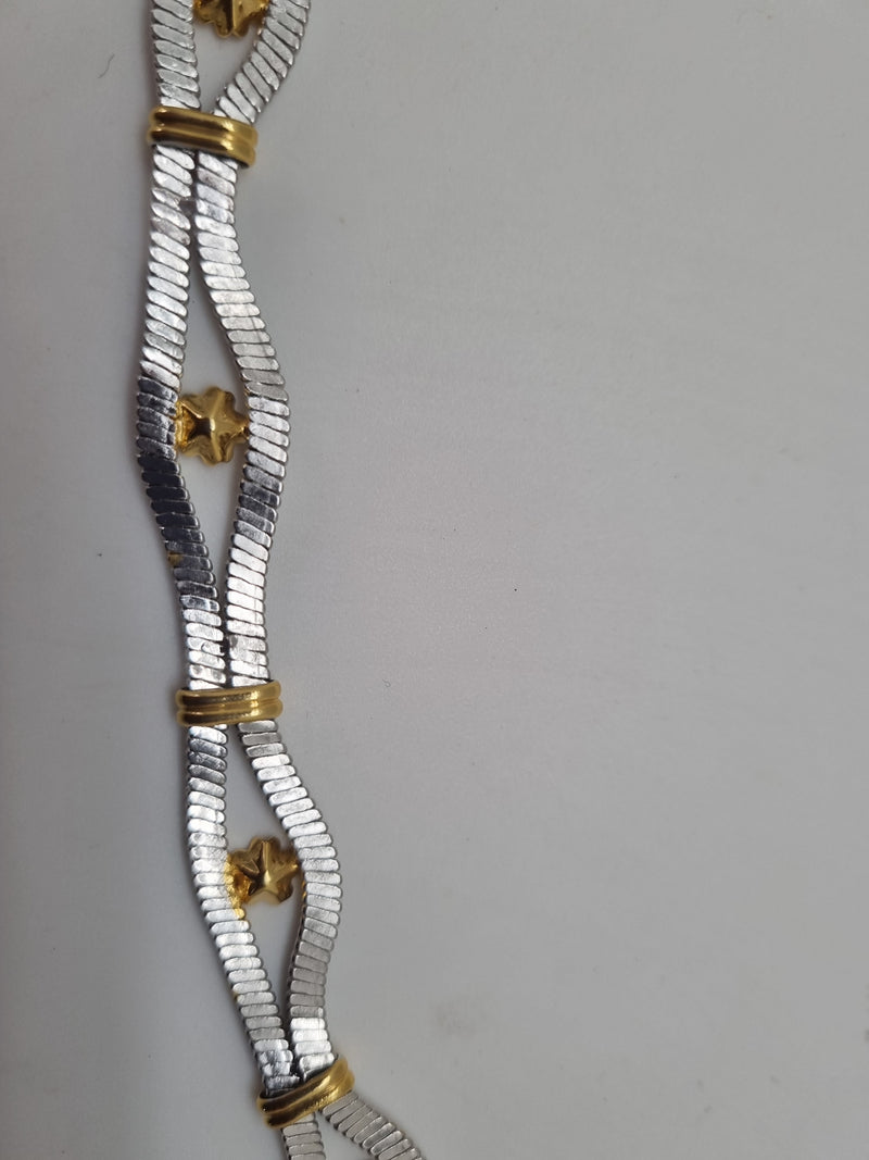 Silver wavy bracelet